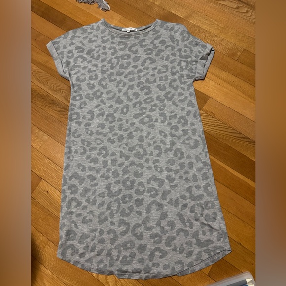 antistar Dresses & Skirts - Gray Leopard Print Midi Dress